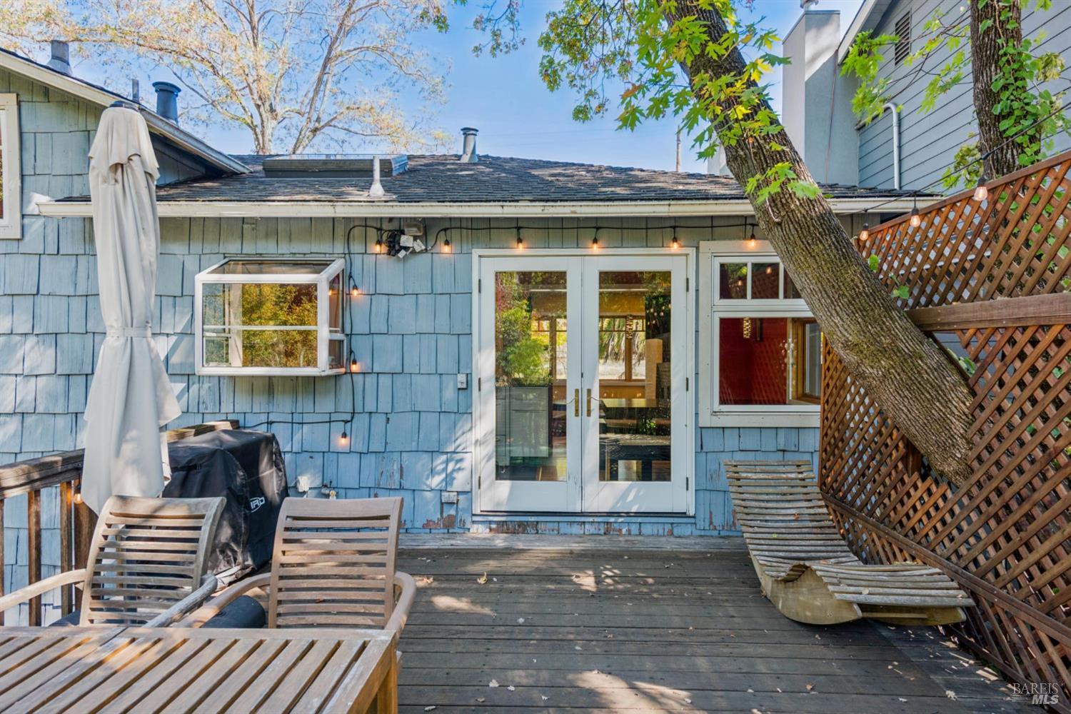 33 Brookdale Avenue