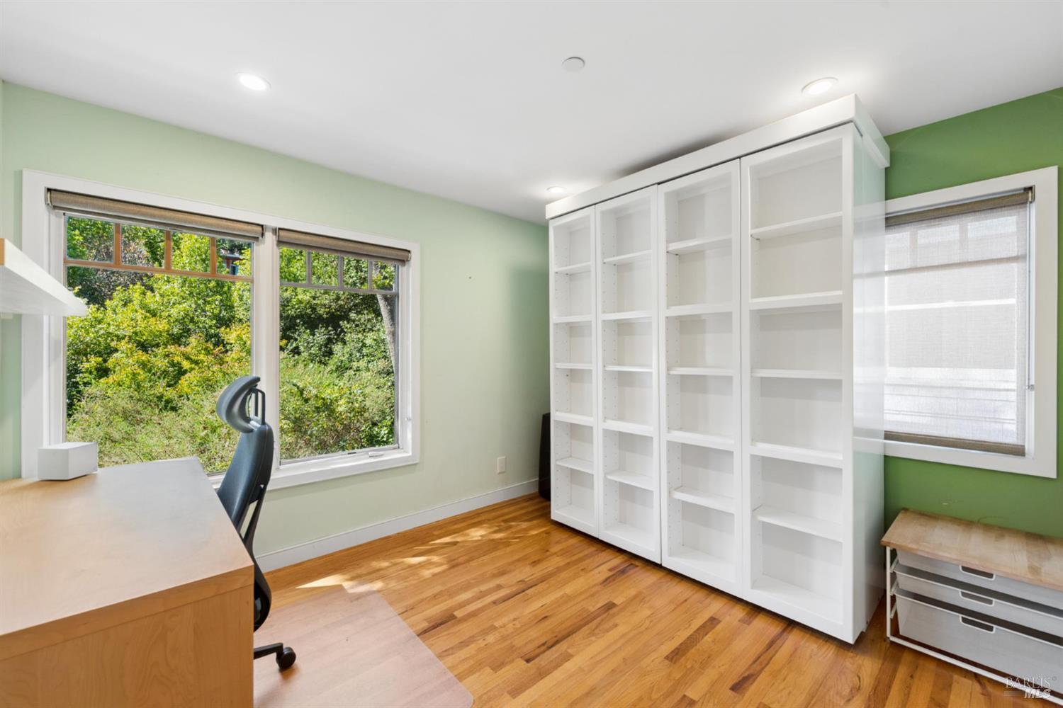 33 Brookdale Avenue