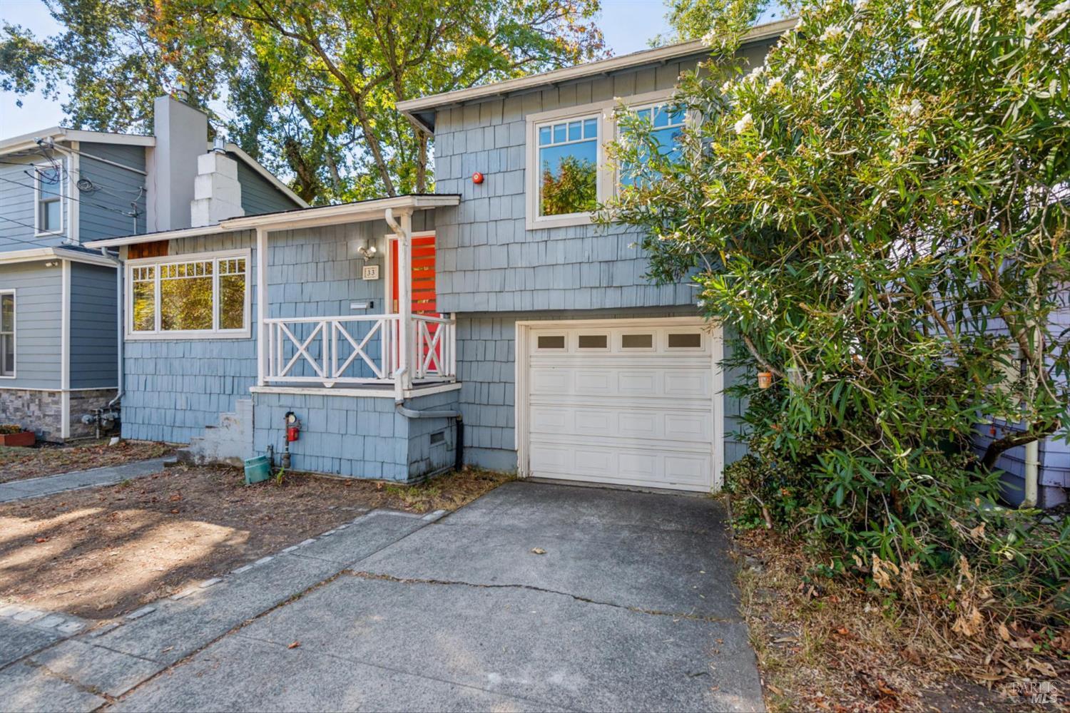 33 Brookdale Avenue