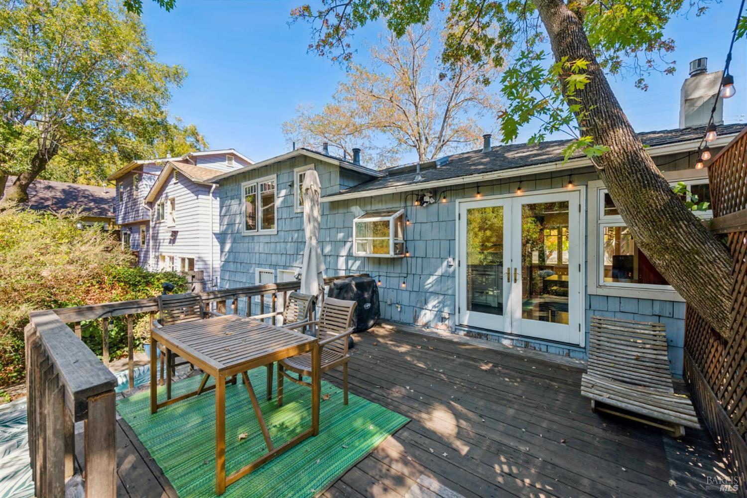 33 Brookdale Avenue