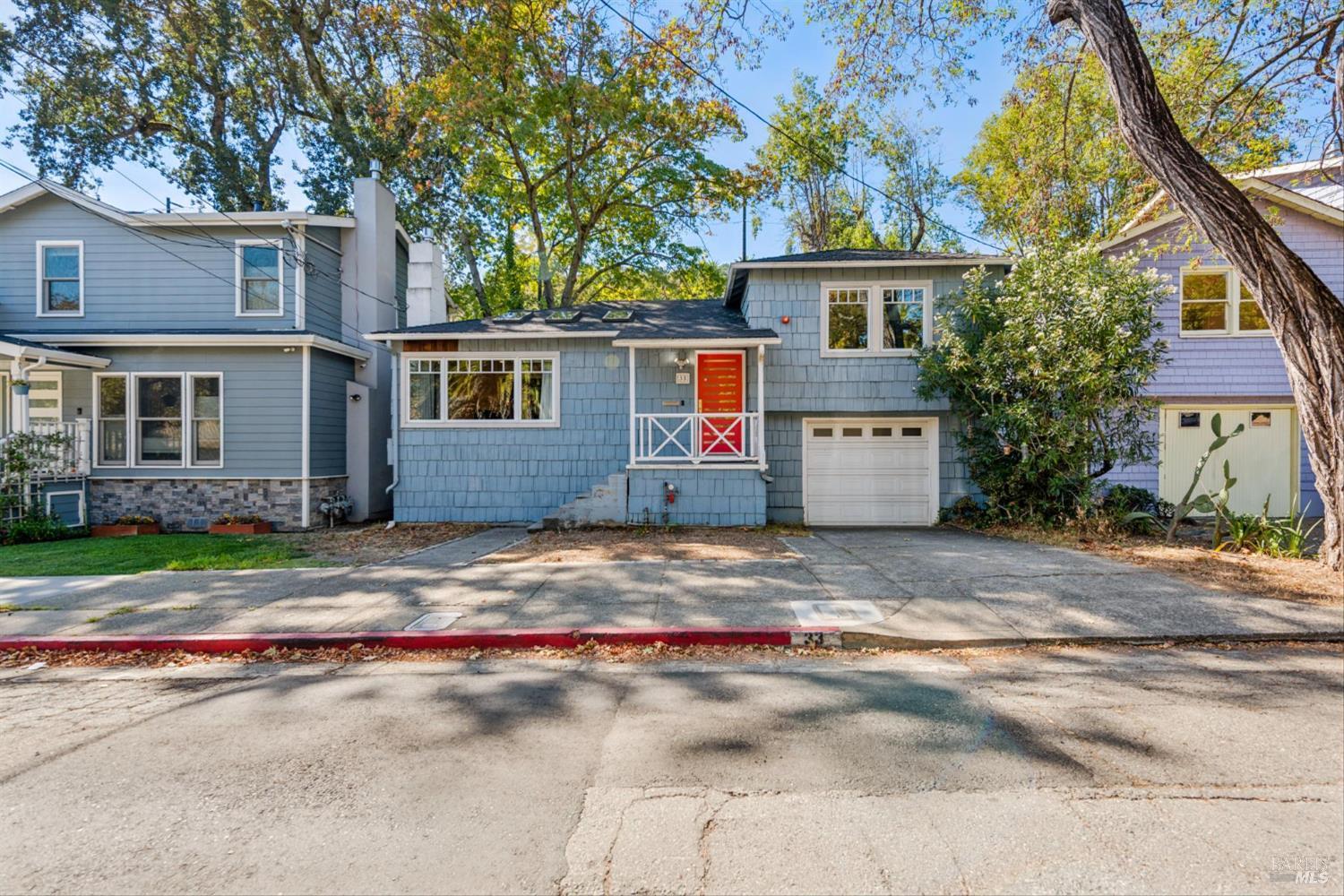 33 Brookdale Avenue