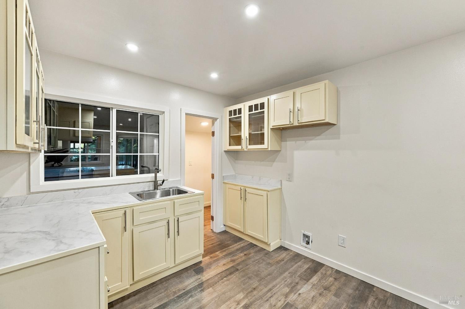 21498 Starrett Hill Road