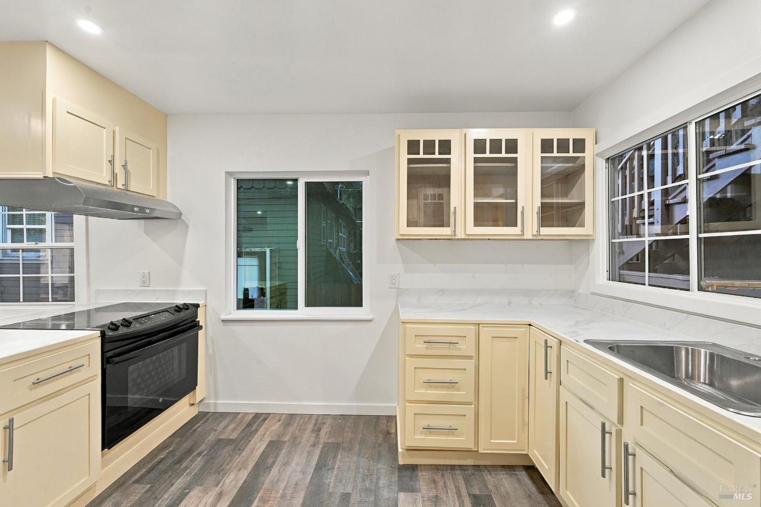 21498 Starrett Hill Road
