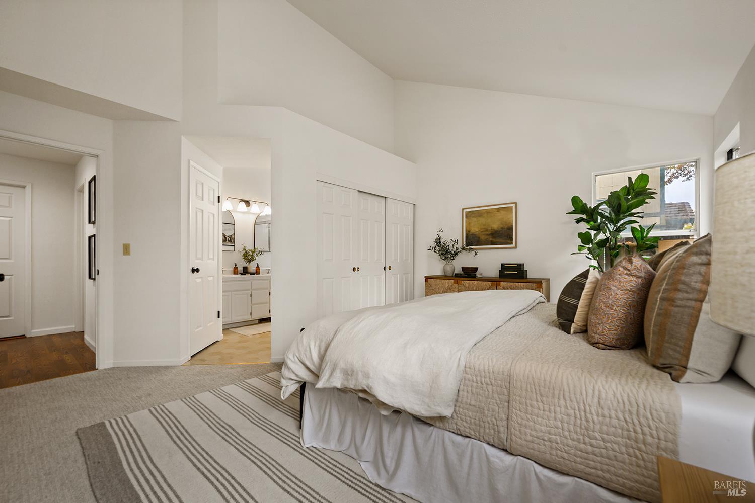 172 Flametree Circle