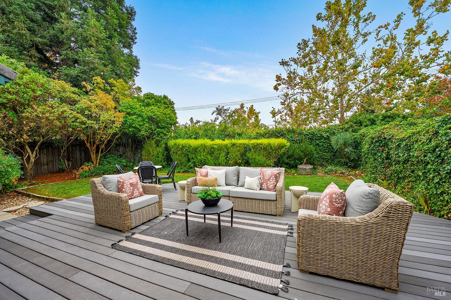 172 Flametree Circle