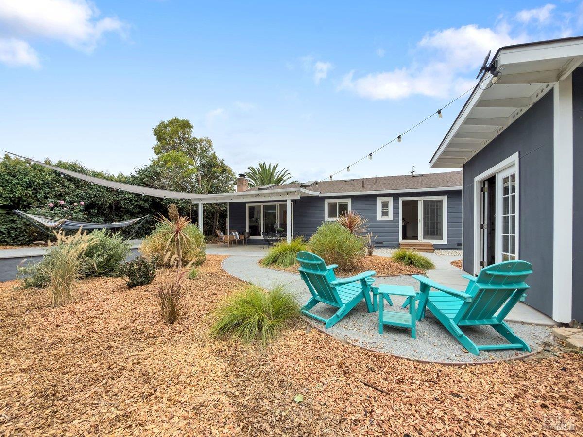 768 Clausing Avenue