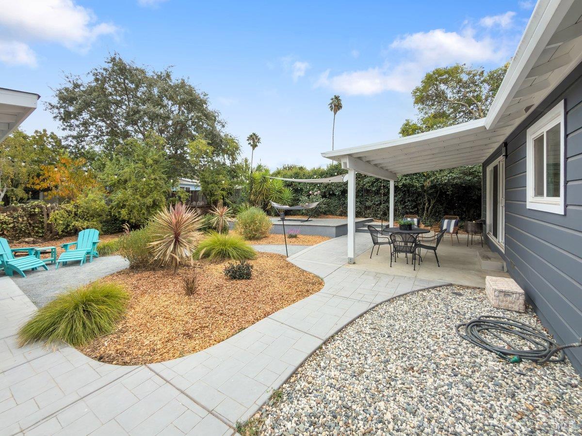 768 Clausing Avenue