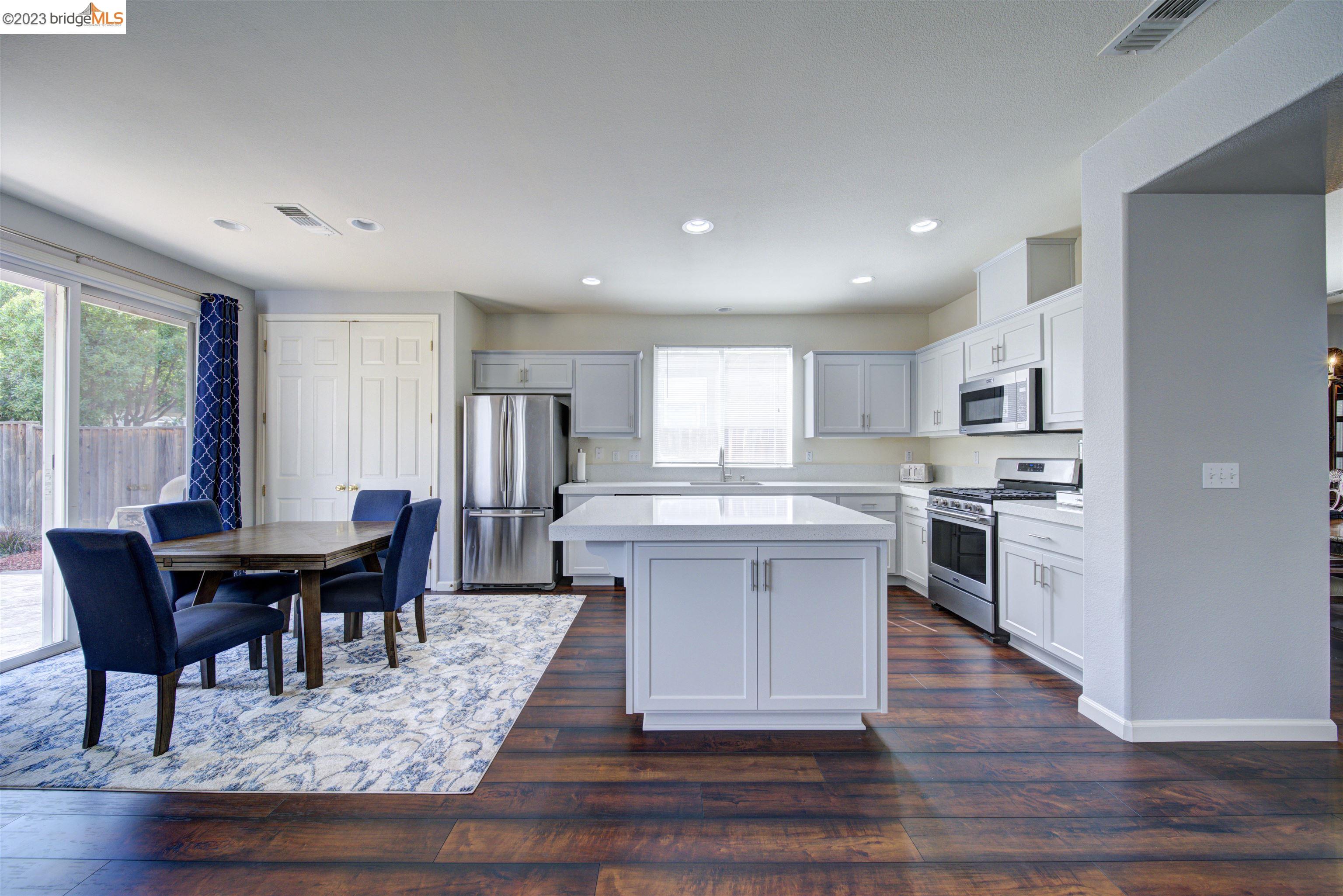 5048 Almanor Dr