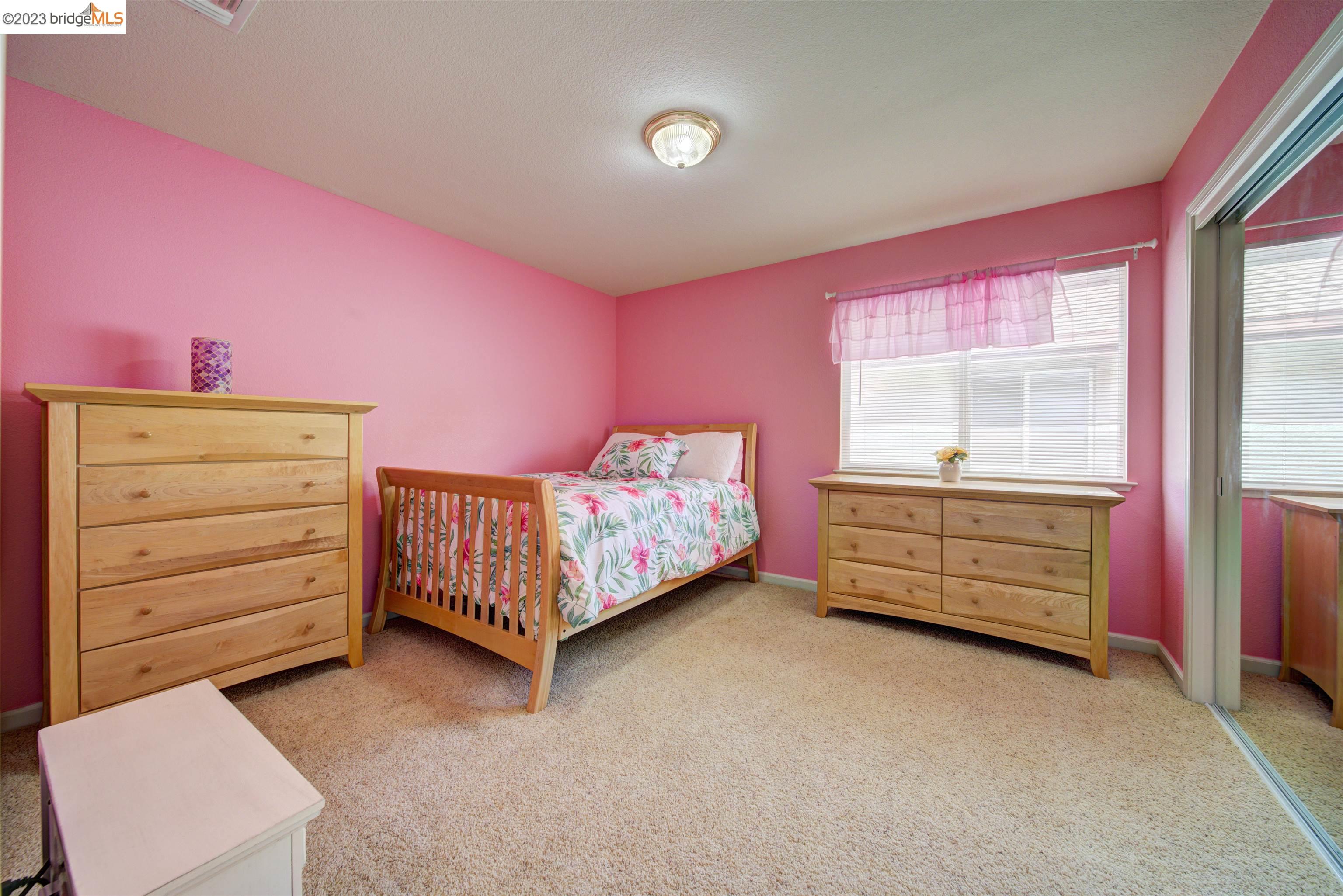 5048 Almanor Dr