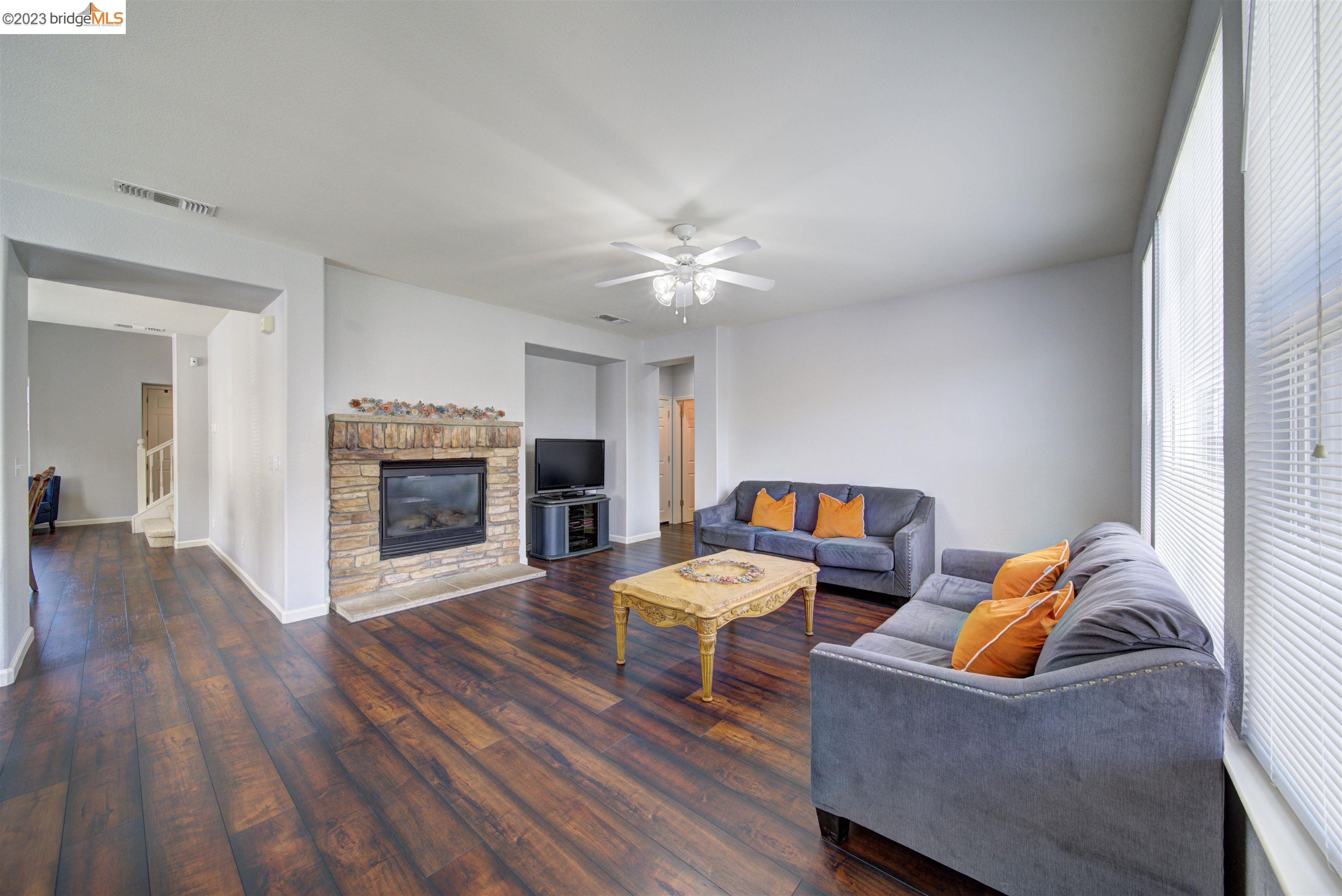 5048 Almanor Dr