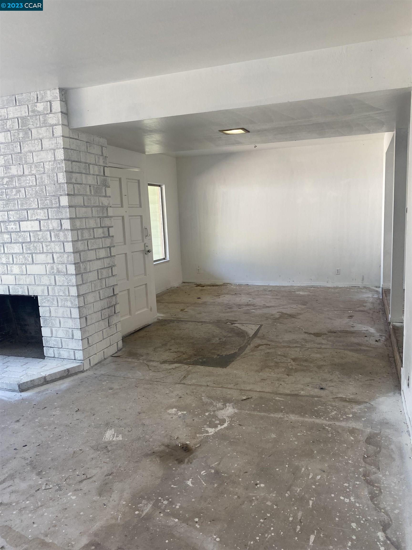 5184 Parkridge Dr. & Lot