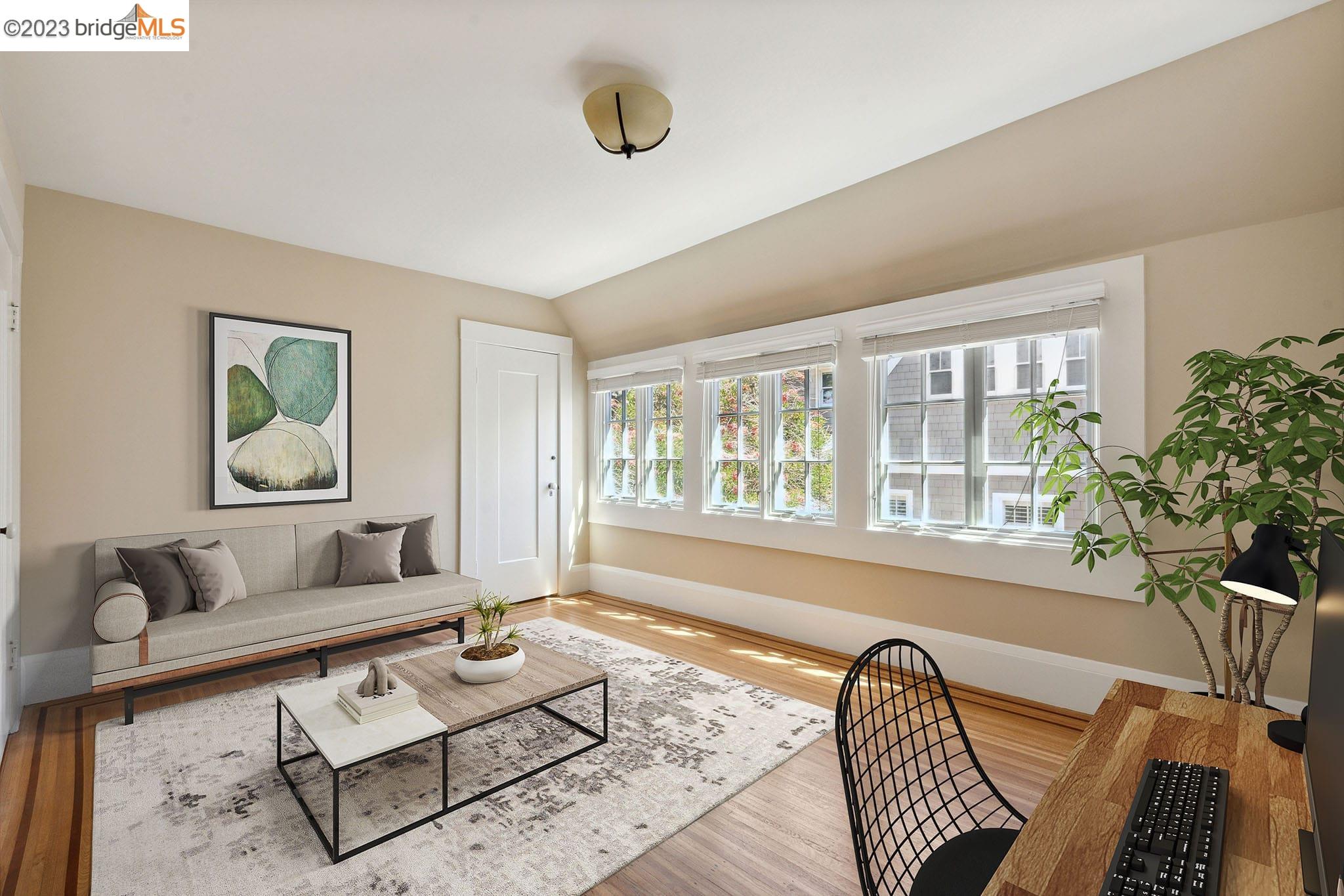 121 Hillside Ave