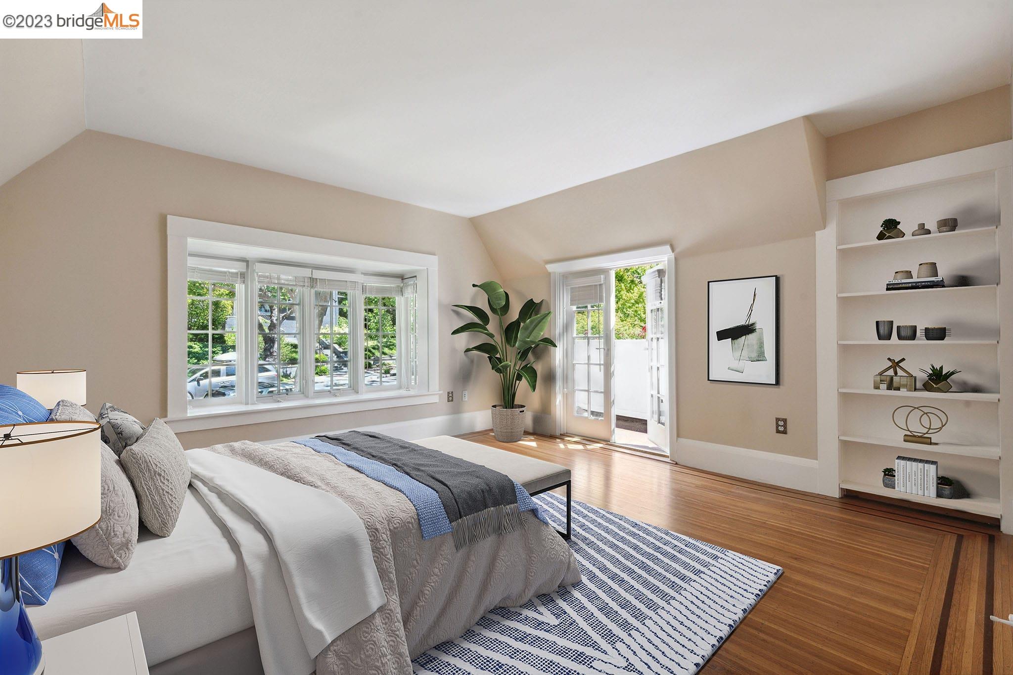 121 Hillside Ave