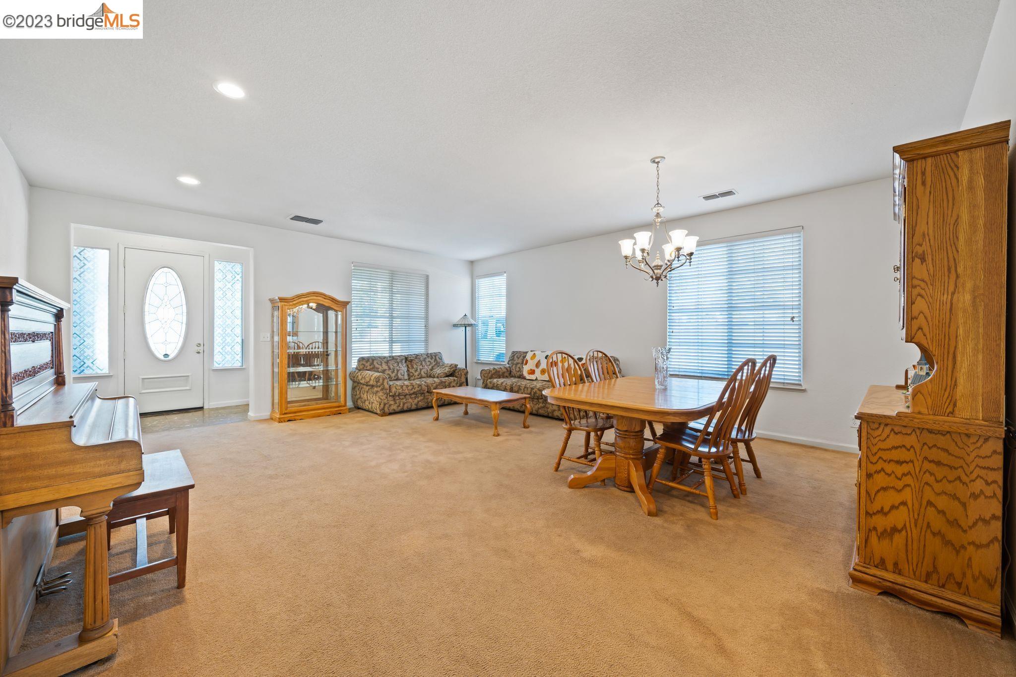304 Fareham Ct
