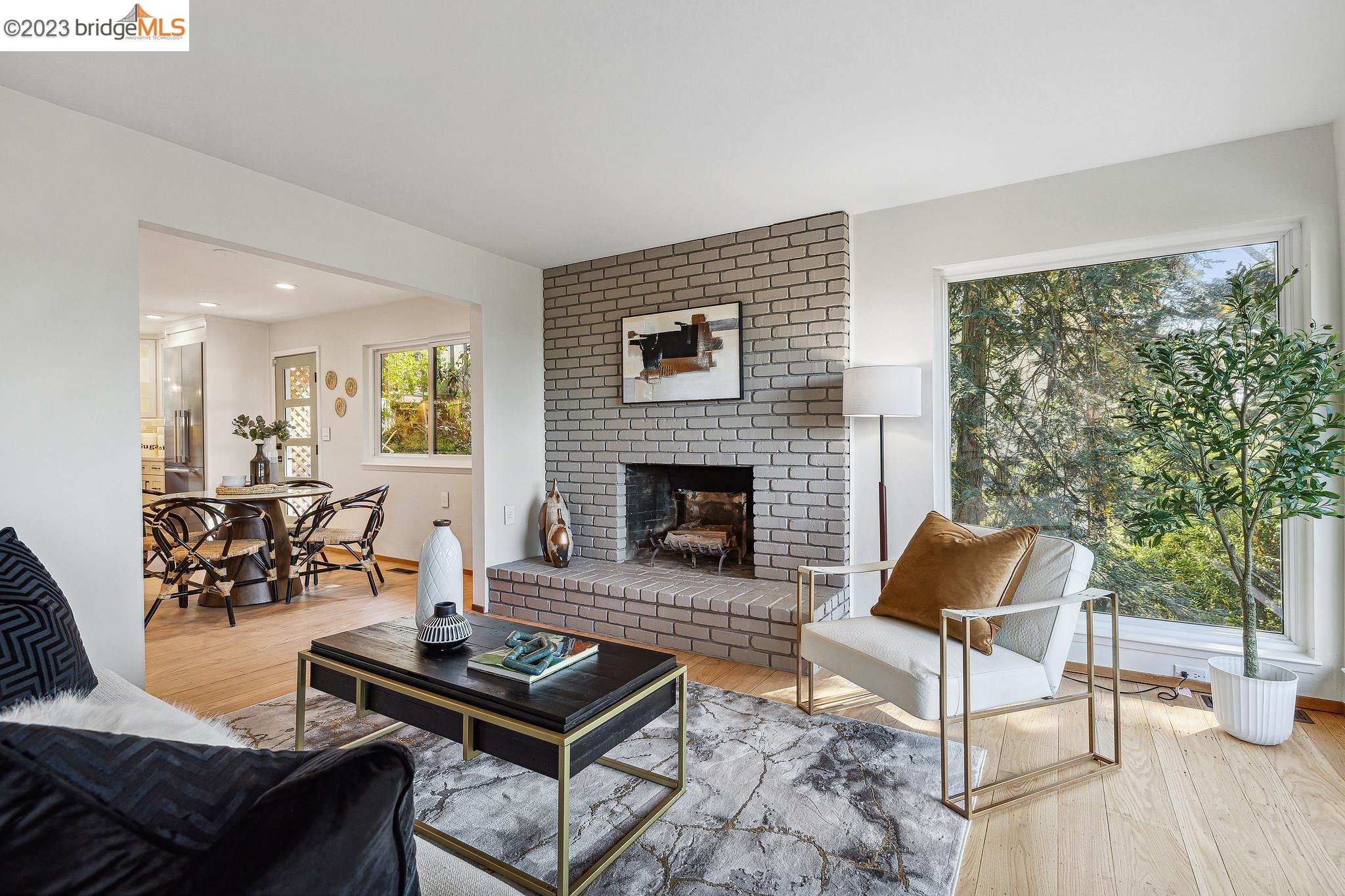 6451 Melville Dr