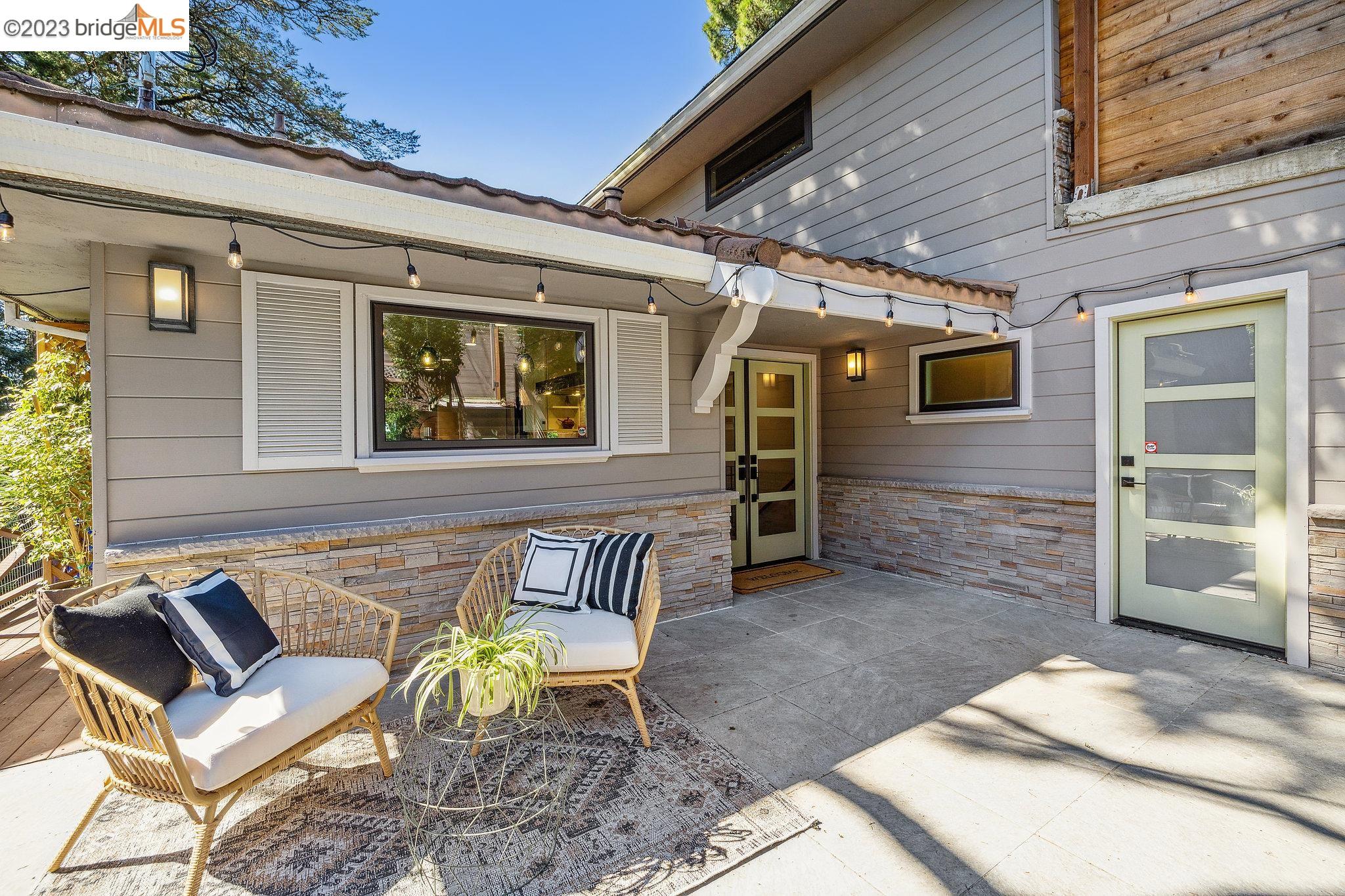 6451 Melville Dr