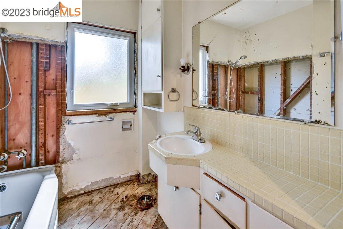 5580 Estates Dr