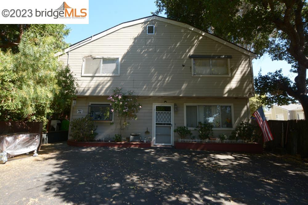 4162 Rifle Ln