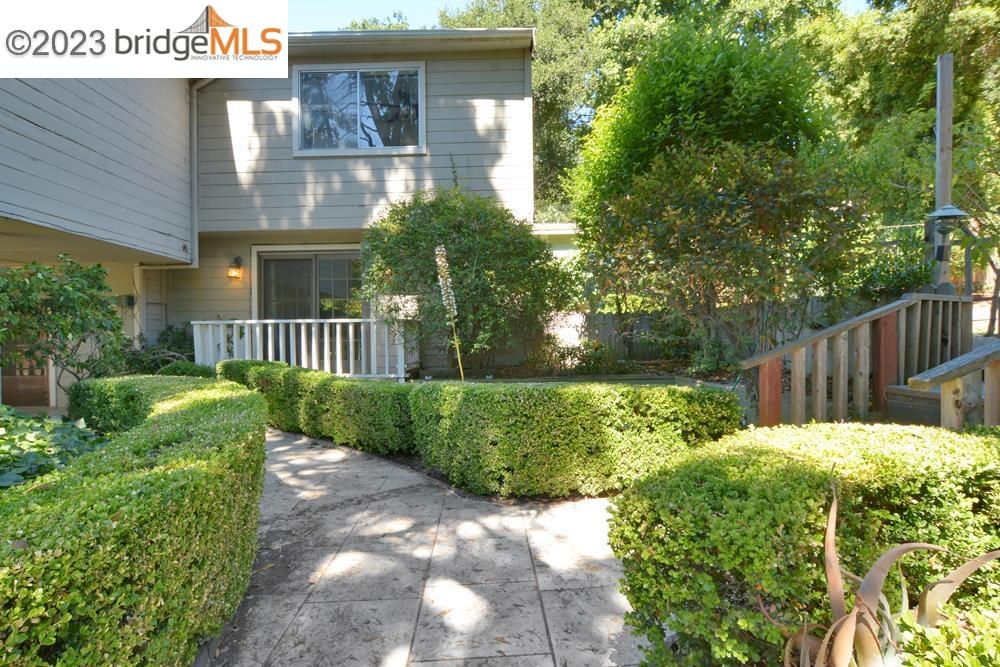 4162 Rifle Ln