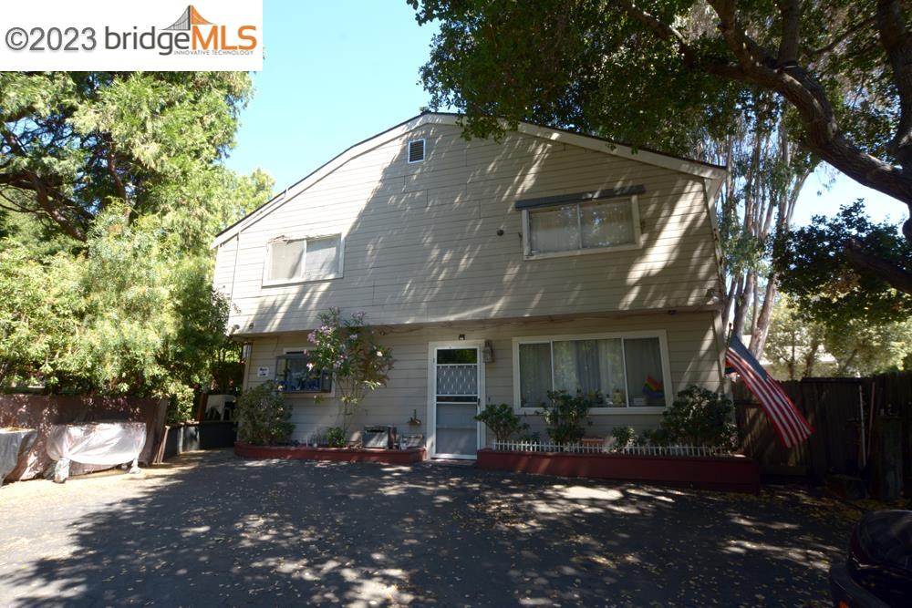 4162 Rifle Ln