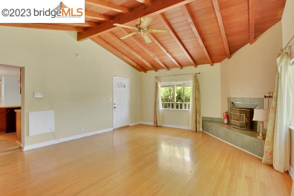 4162 Rifle Ln