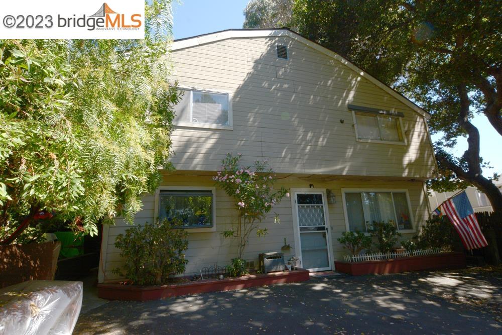 4162 Rifle Ln