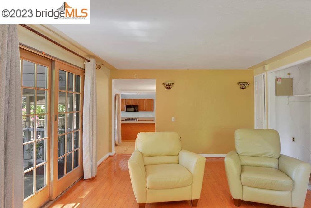 4162 Rifle Ln