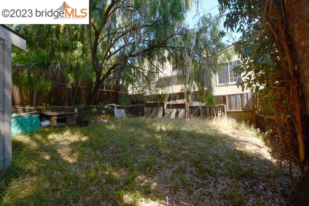 4162 Rifle Ln