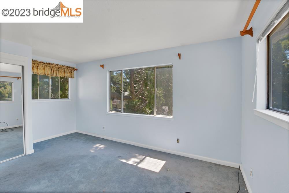 4162 Rifle Ln