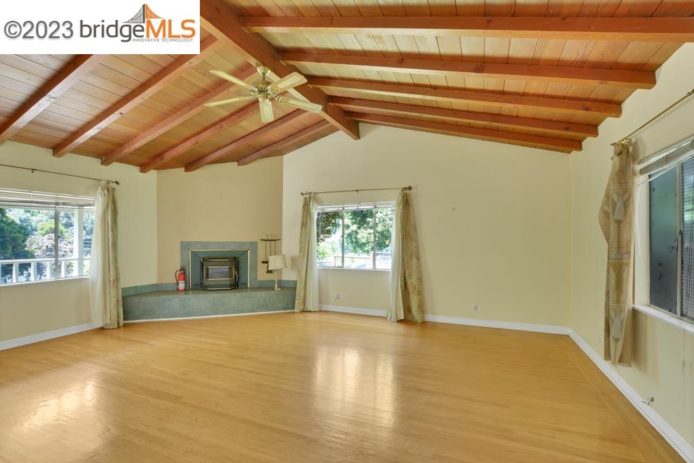 4162 Rifle Ln