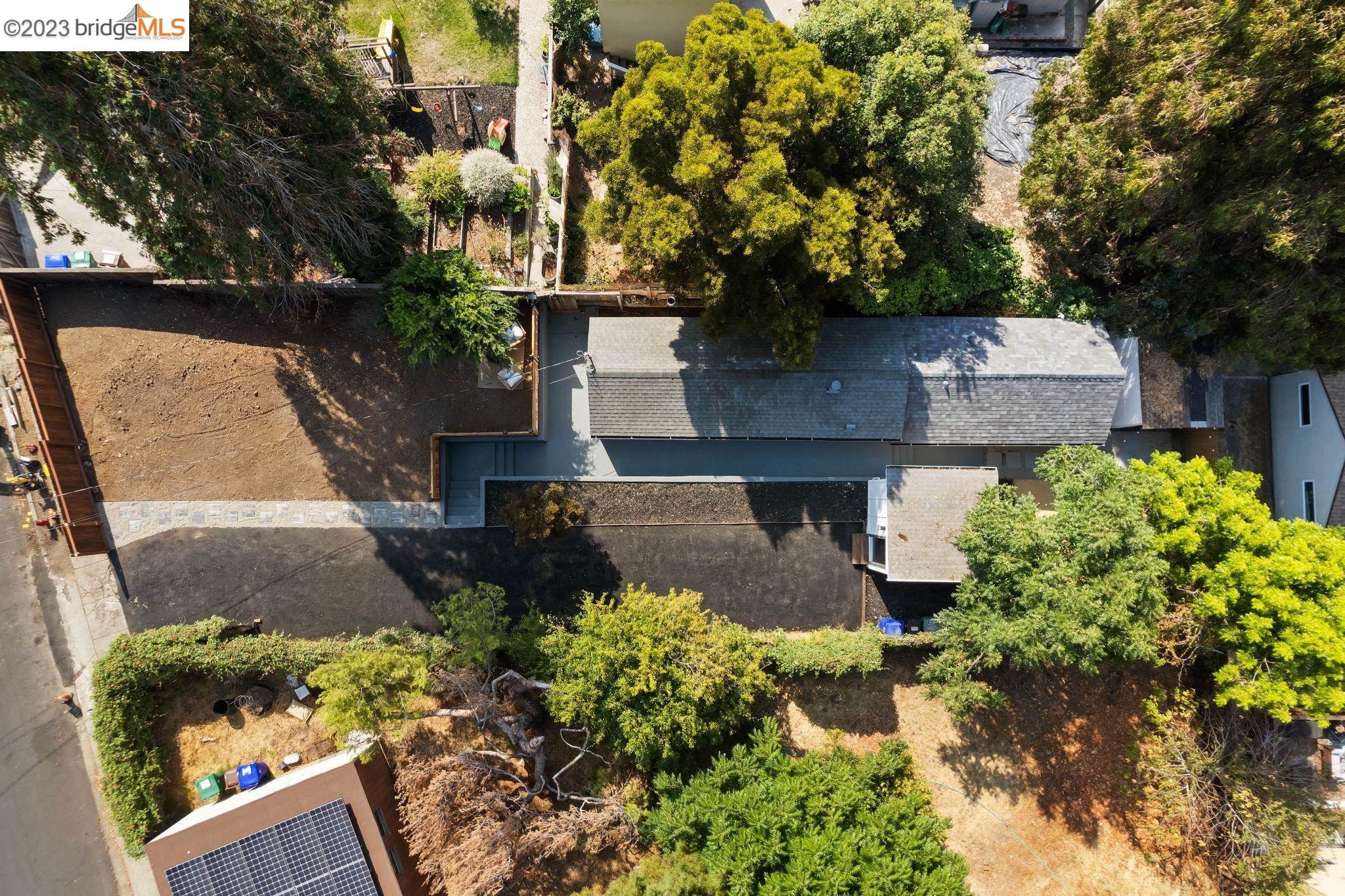 6110 Ralston Ave