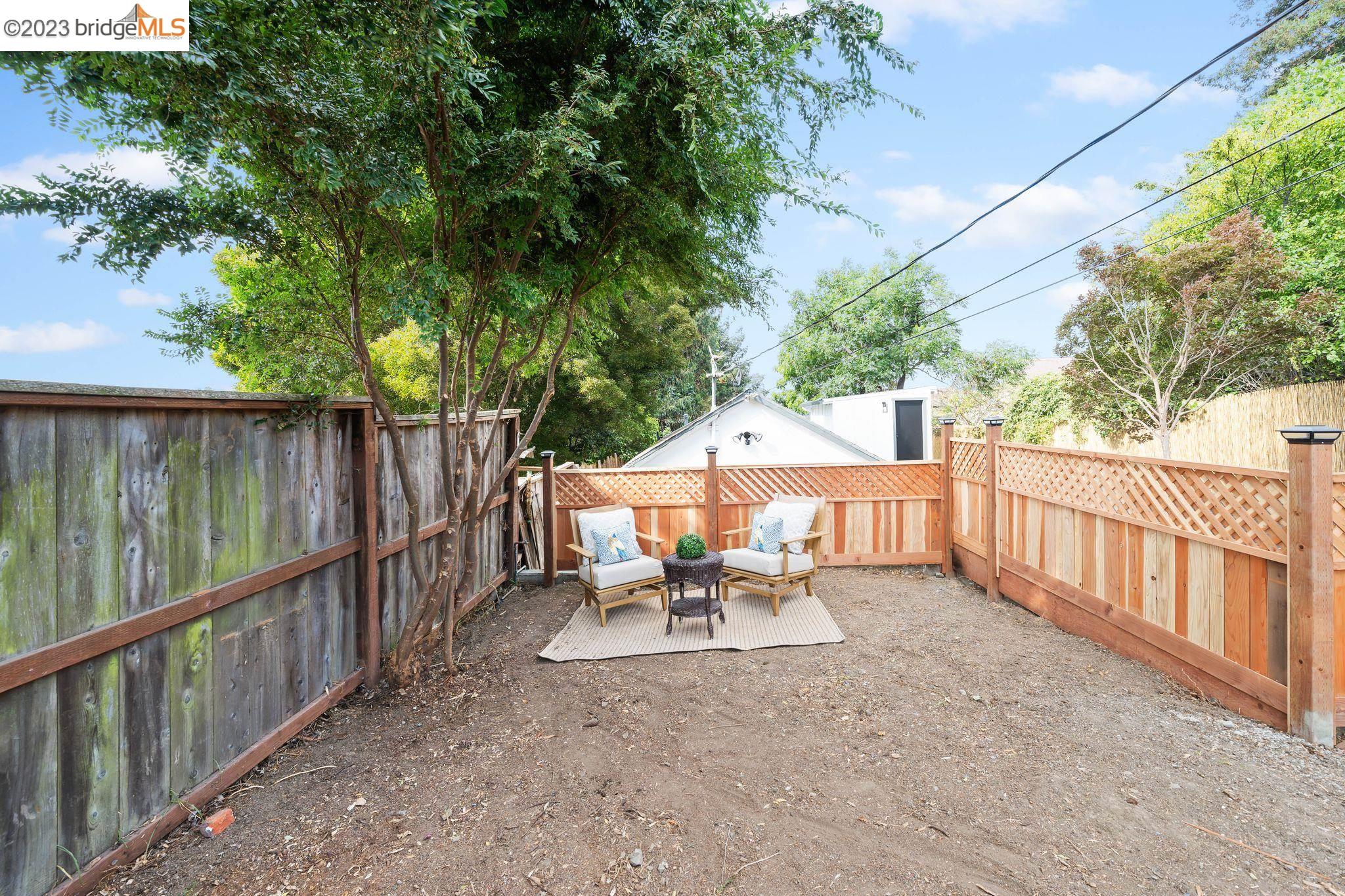 6110 Ralston Ave
