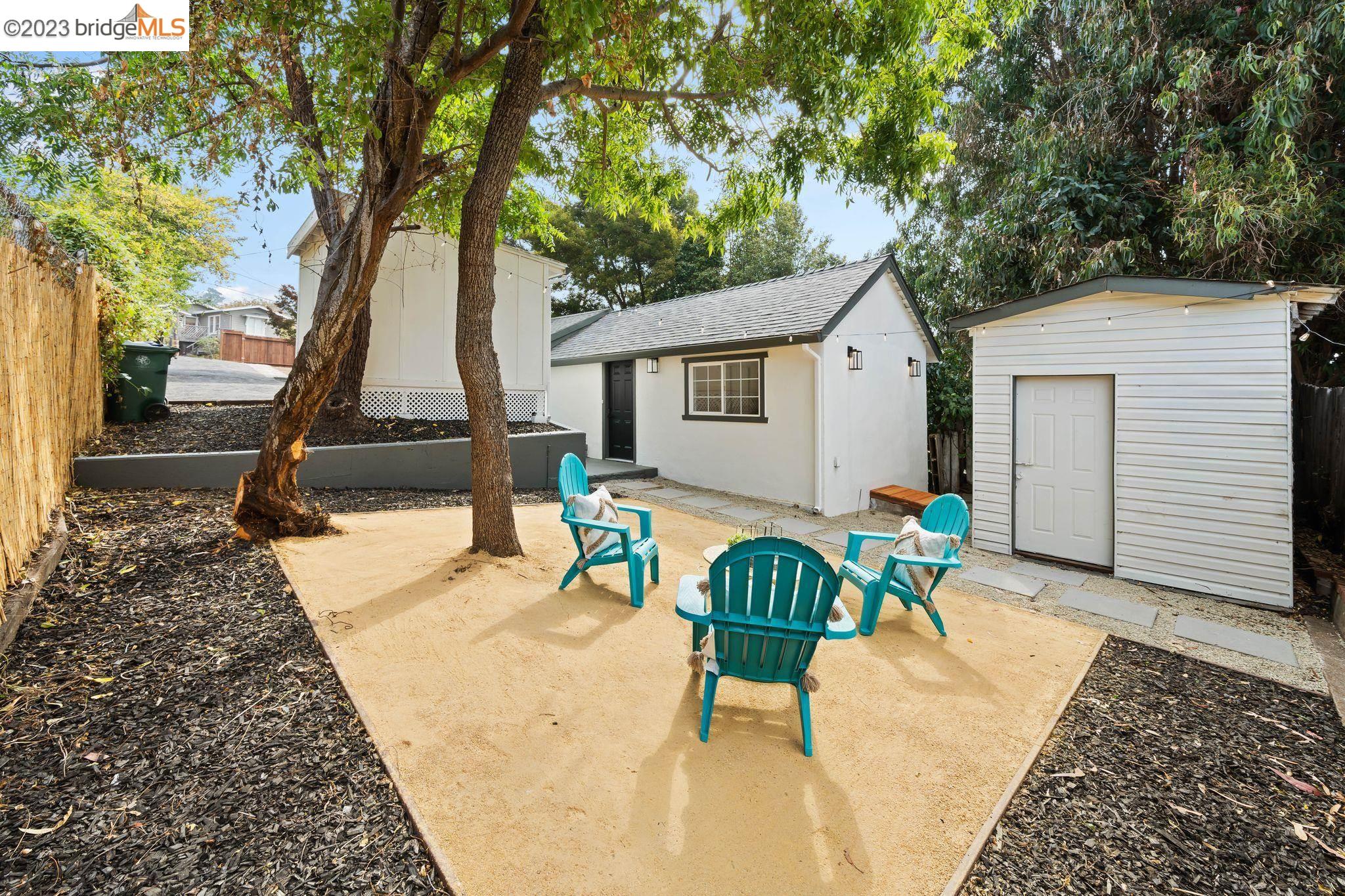 6110 Ralston Ave