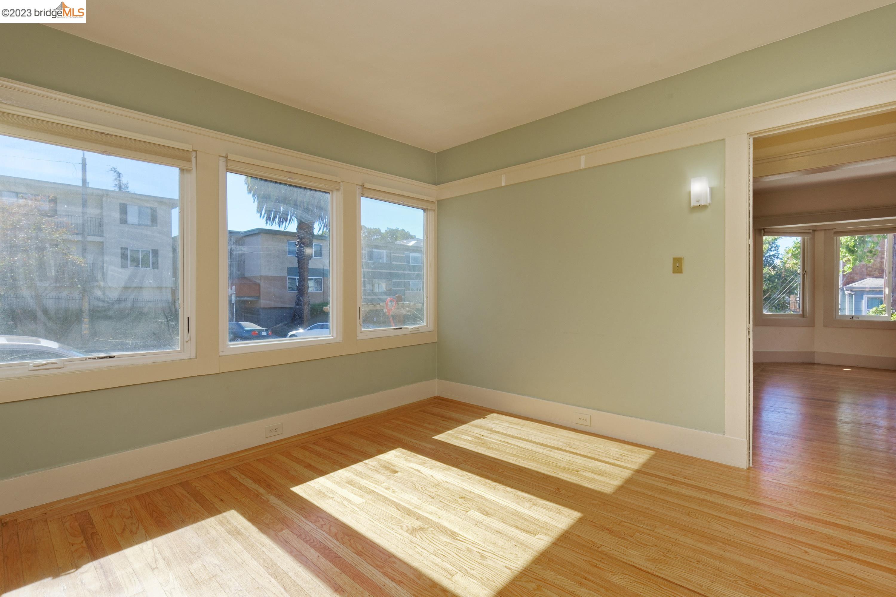 4100 Terrace St Unit: Lower
