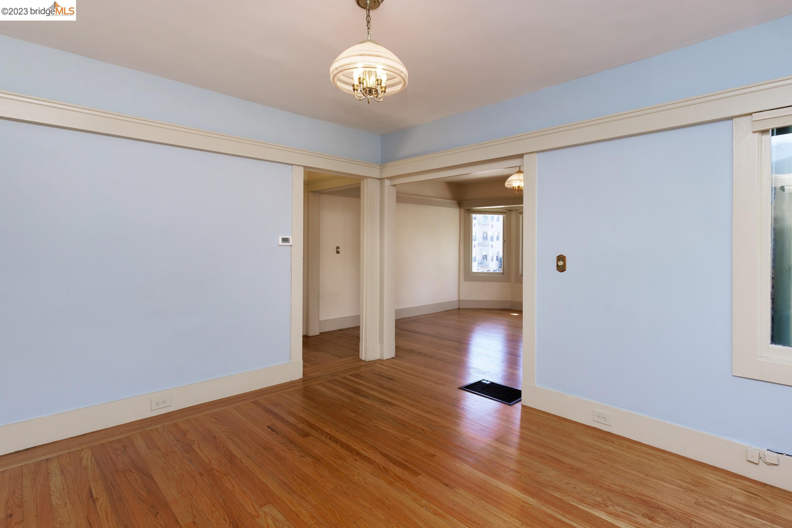 4100 Terrace St Unit: Lower