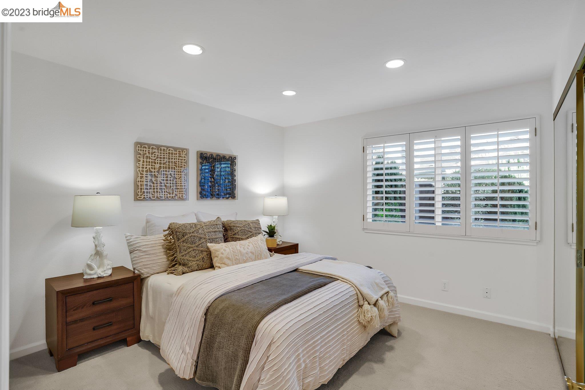 31 Windward Hl