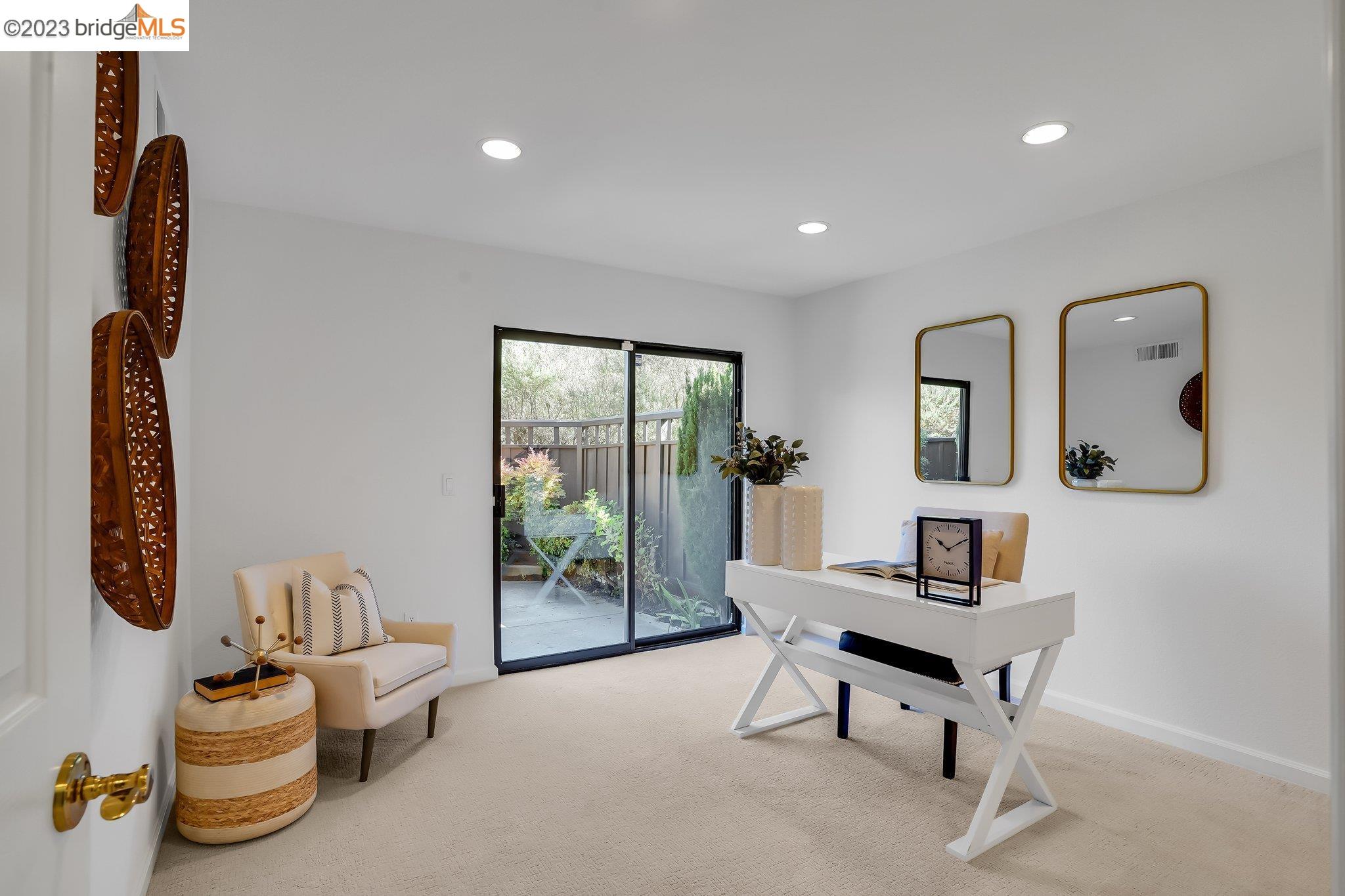 31 Windward Hl