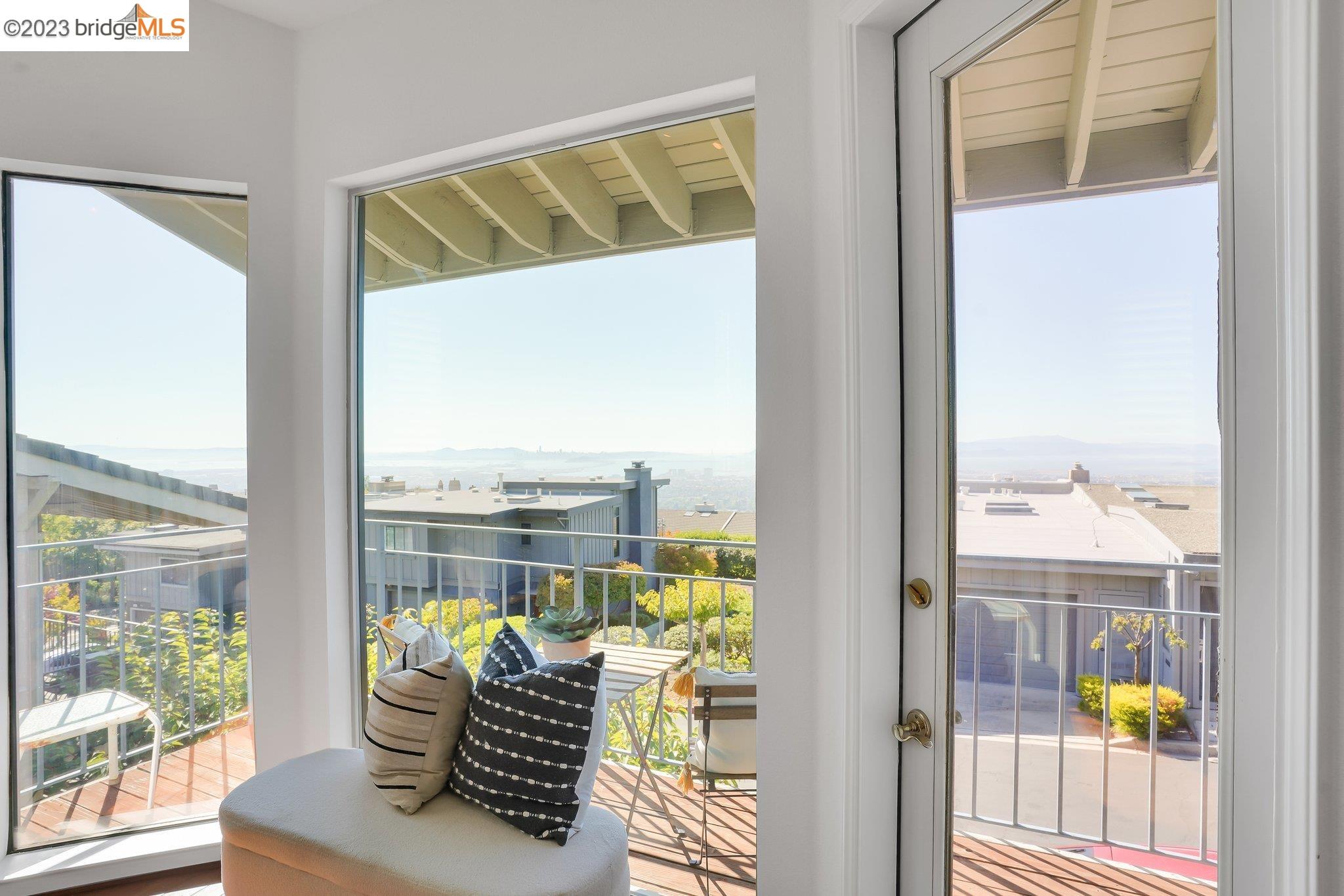 31 Windward Hl