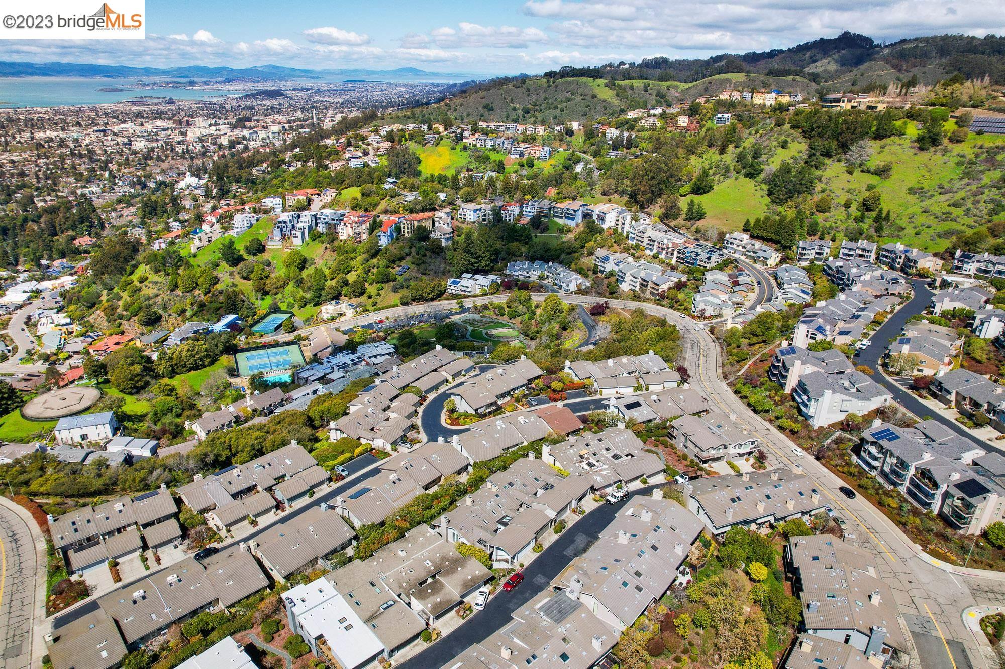 31 Windward Hl