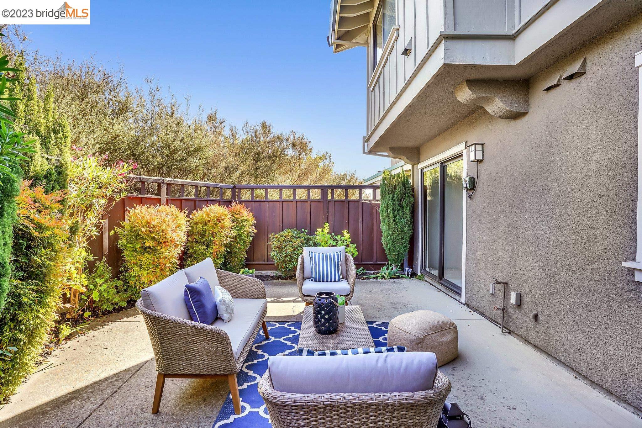 31 Windward Hl