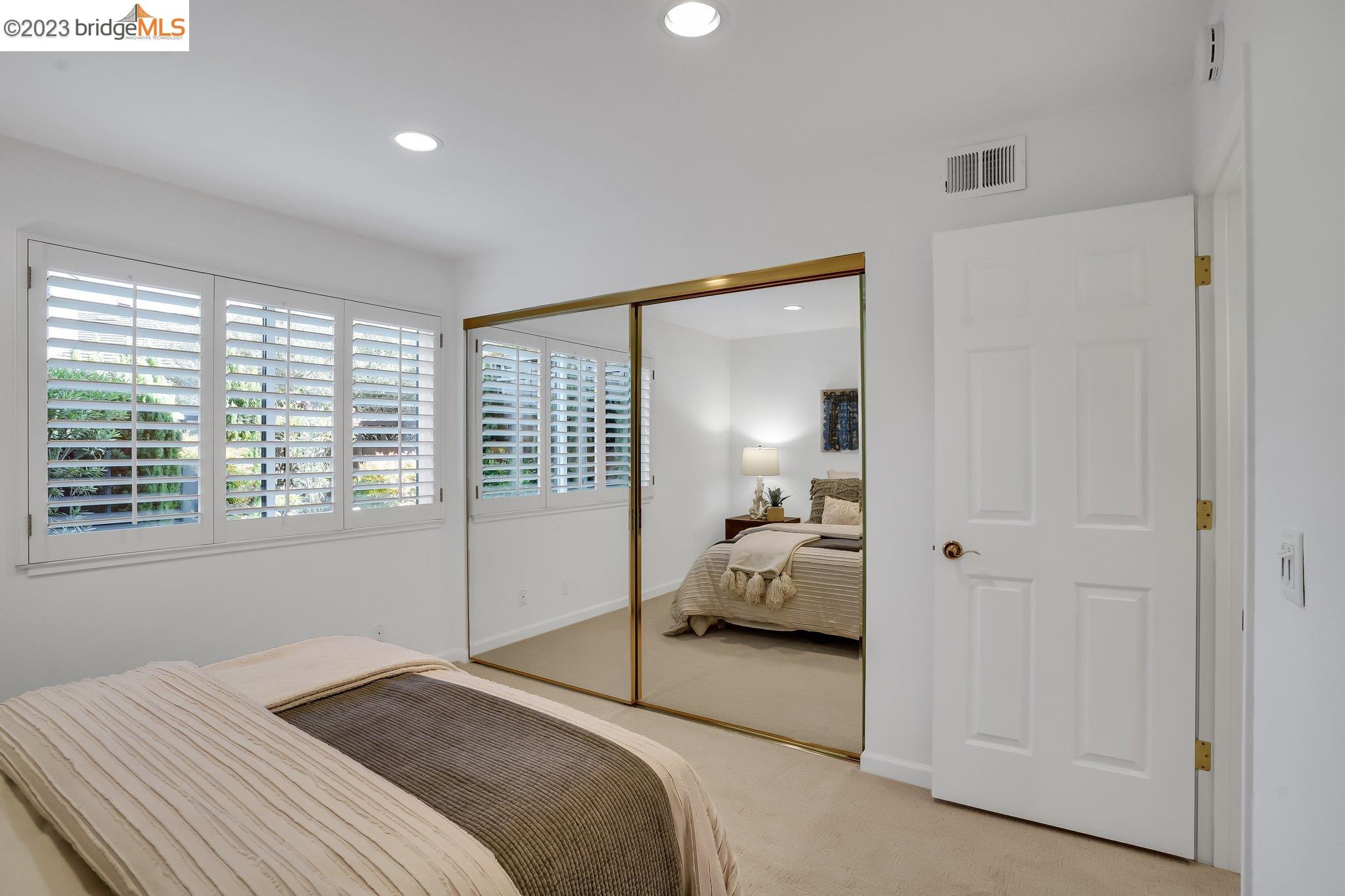 31 Windward Hl