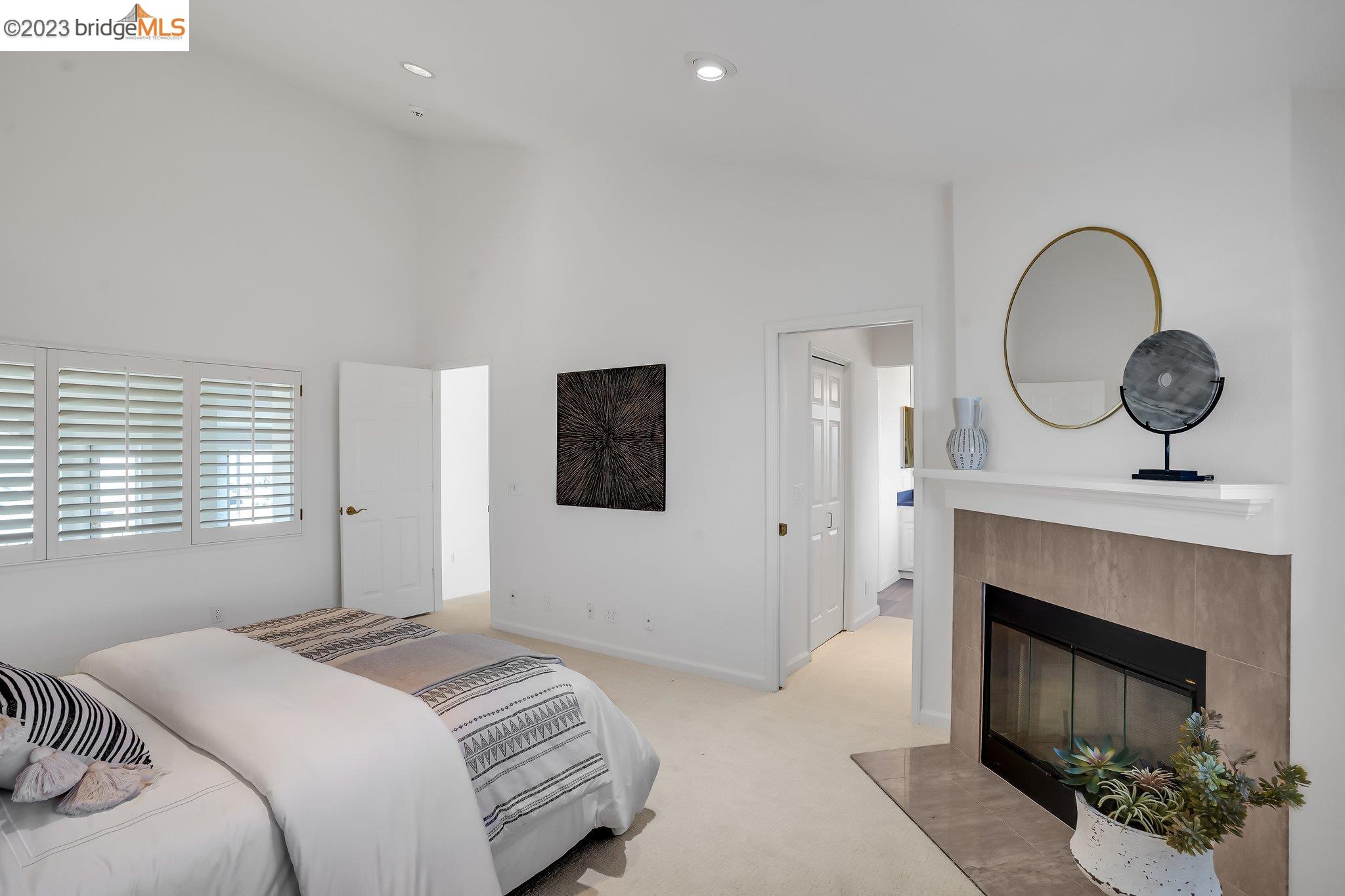 31 Windward Hl