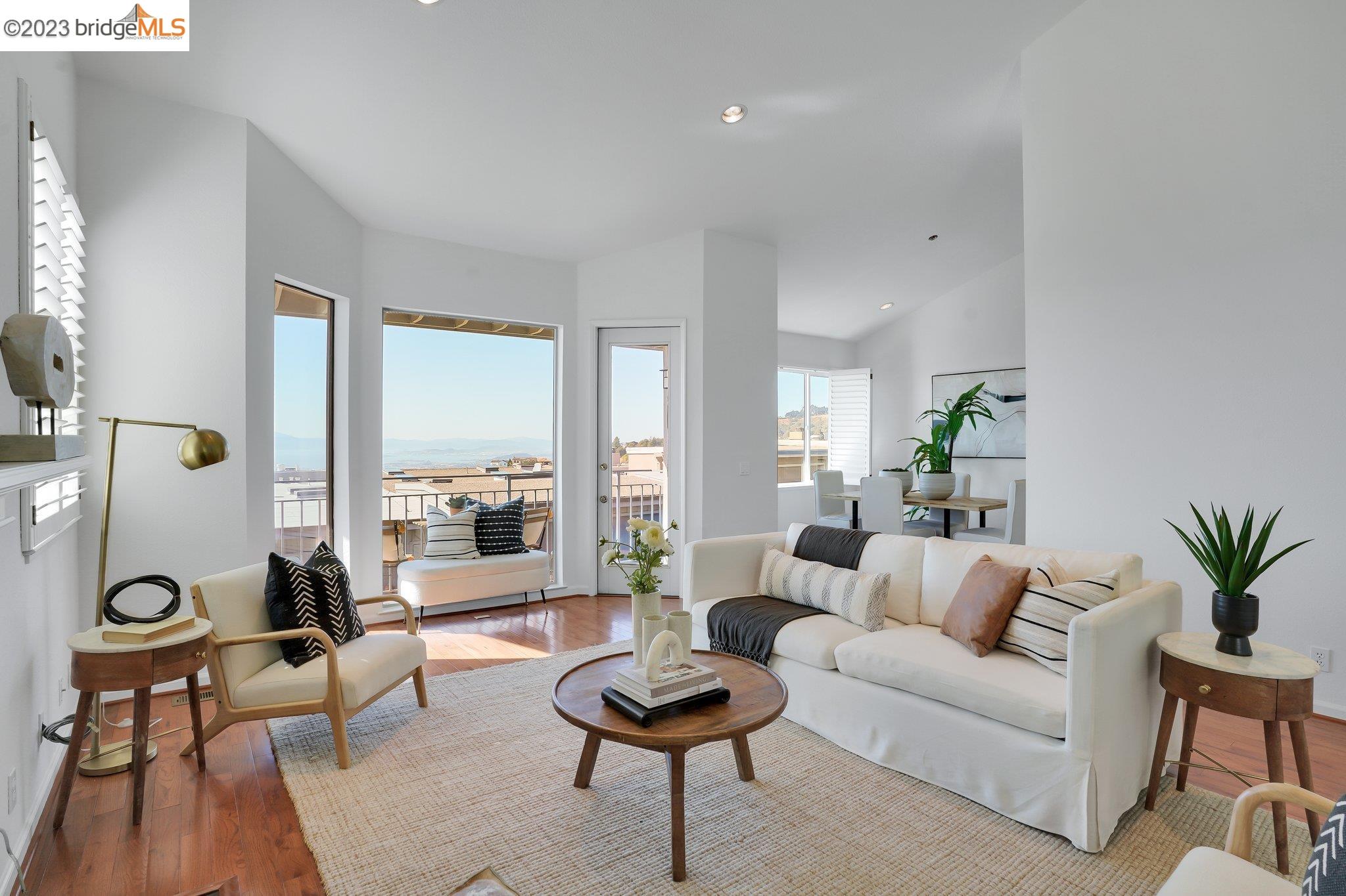 31 Windward Hl