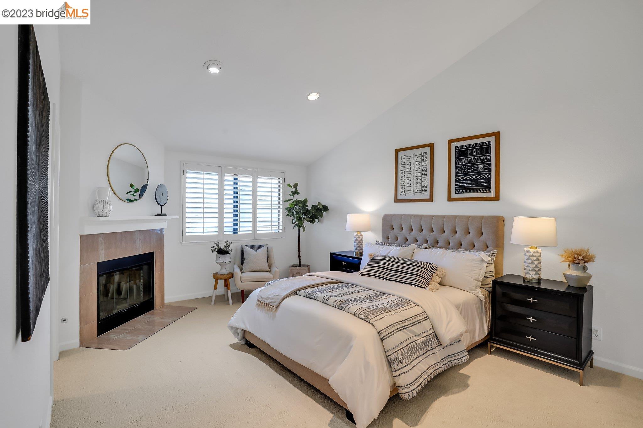 31 Windward Hl