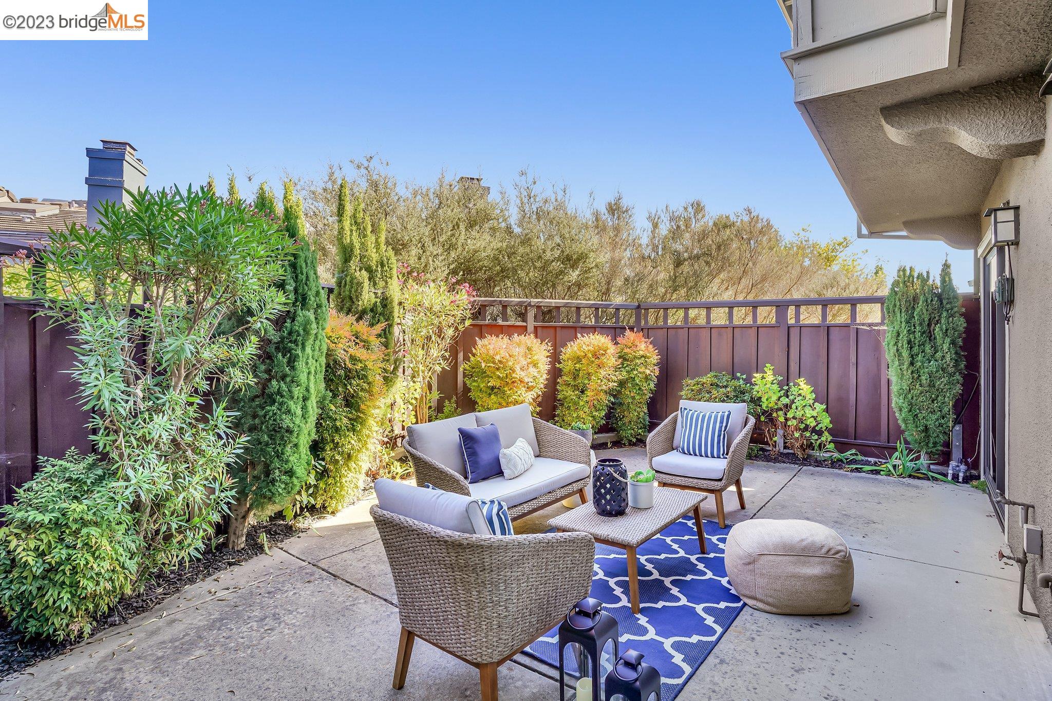 31 Windward Hl