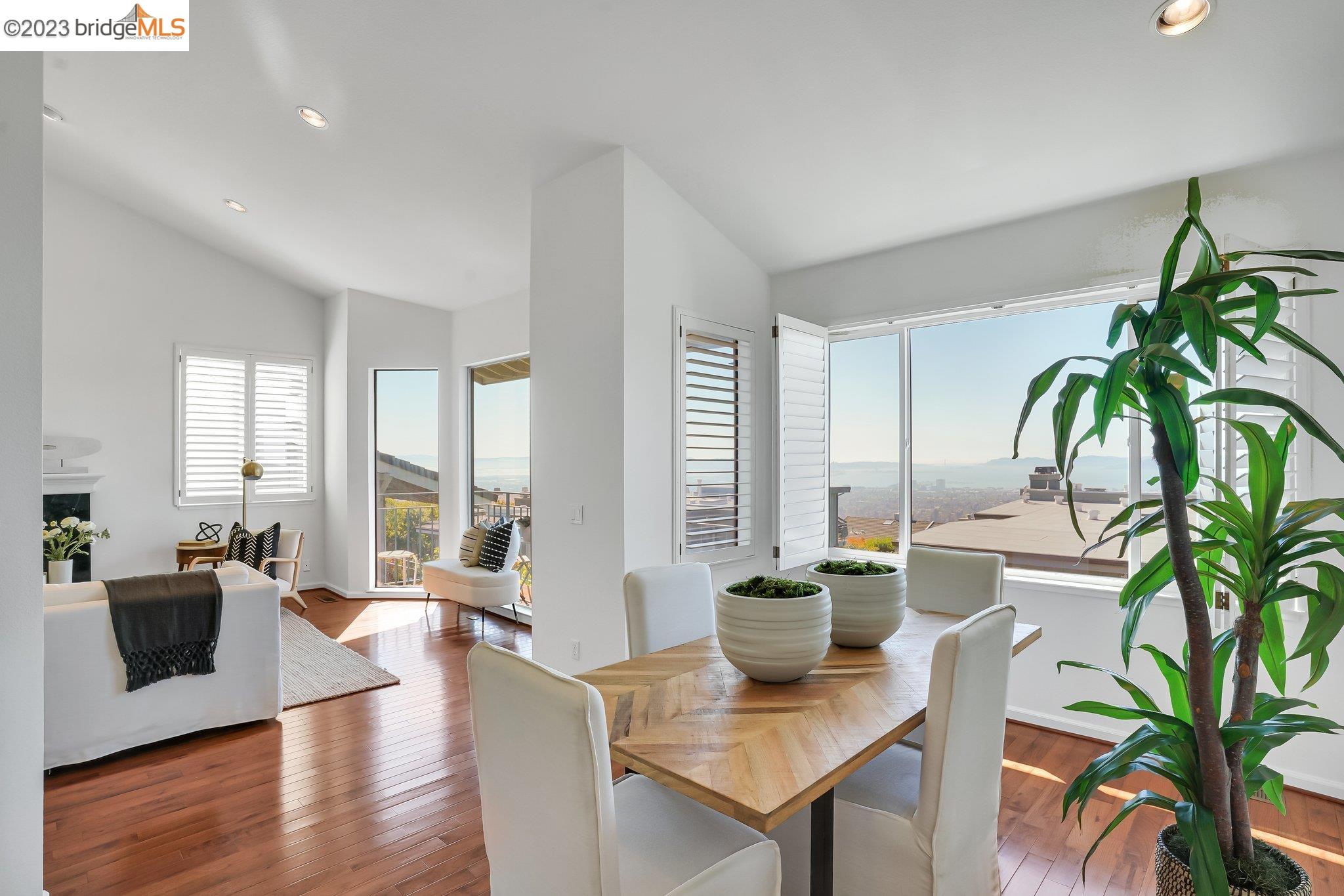 31 Windward Hl