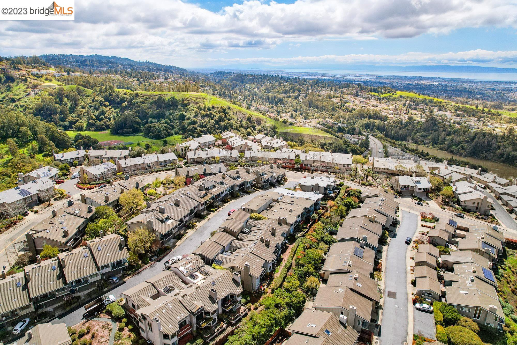 31 Windward Hl