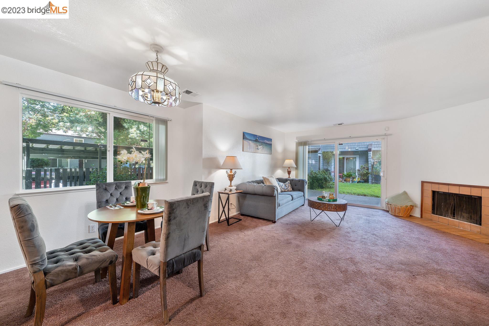 120 Temescal Cir