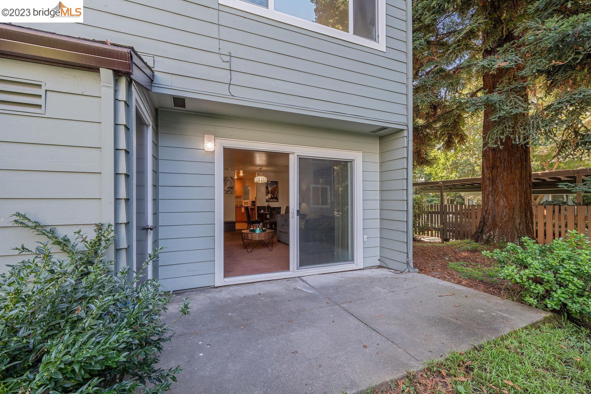 120 Temescal Cir