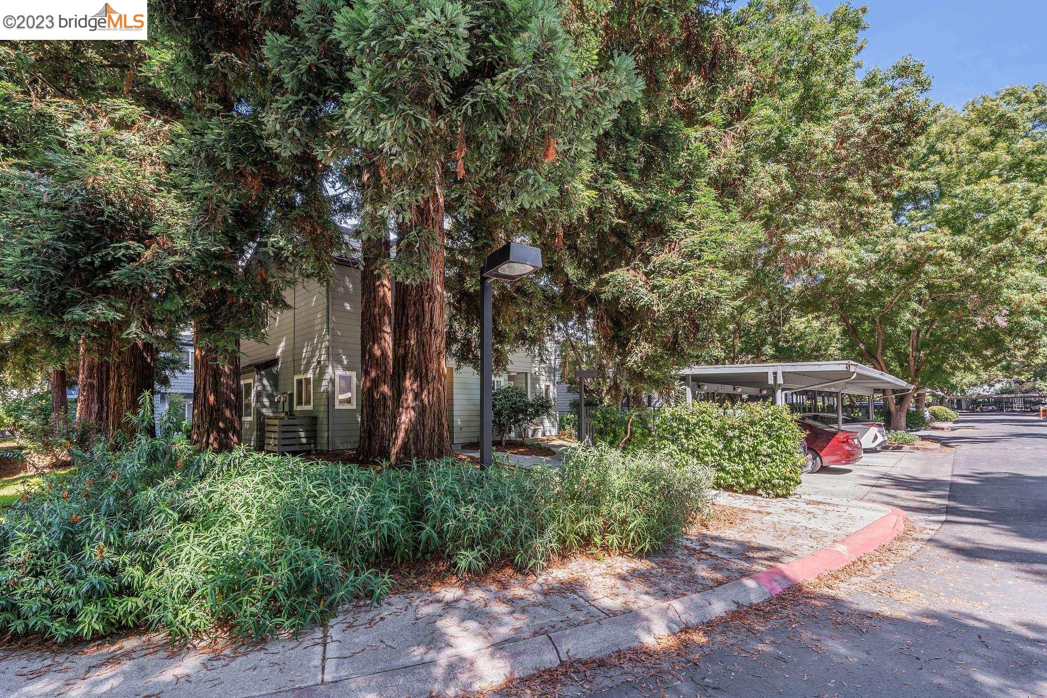 120 Temescal Cir